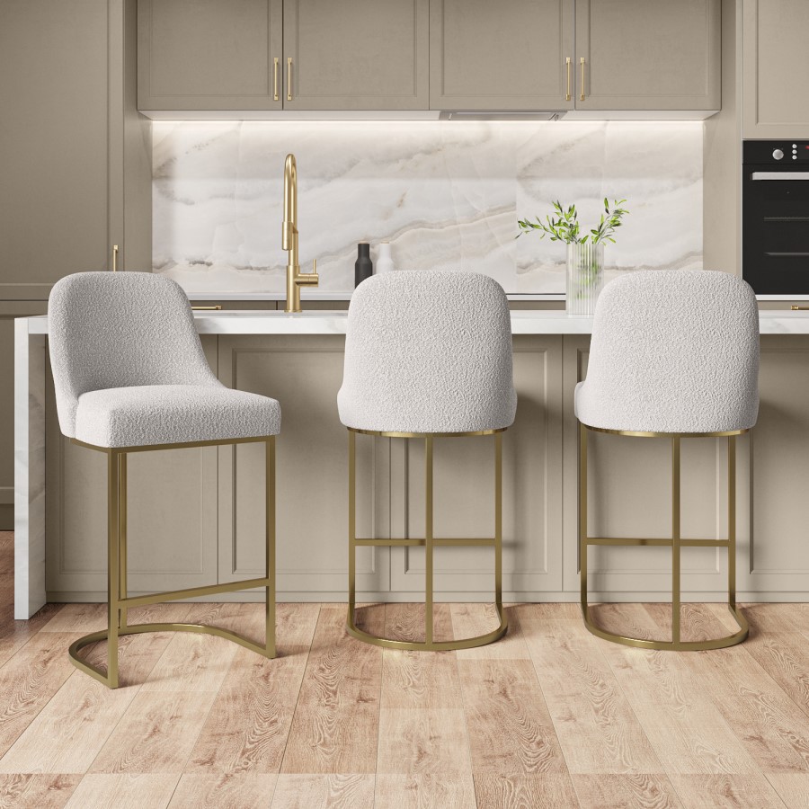 SET OF 3 KITCHEN BARSTOOLS OR £300 🪑